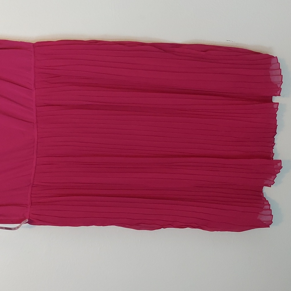 New Glamor Fuchsia Sleeveless Pleated Hem Dress - Picture 9 of 11
